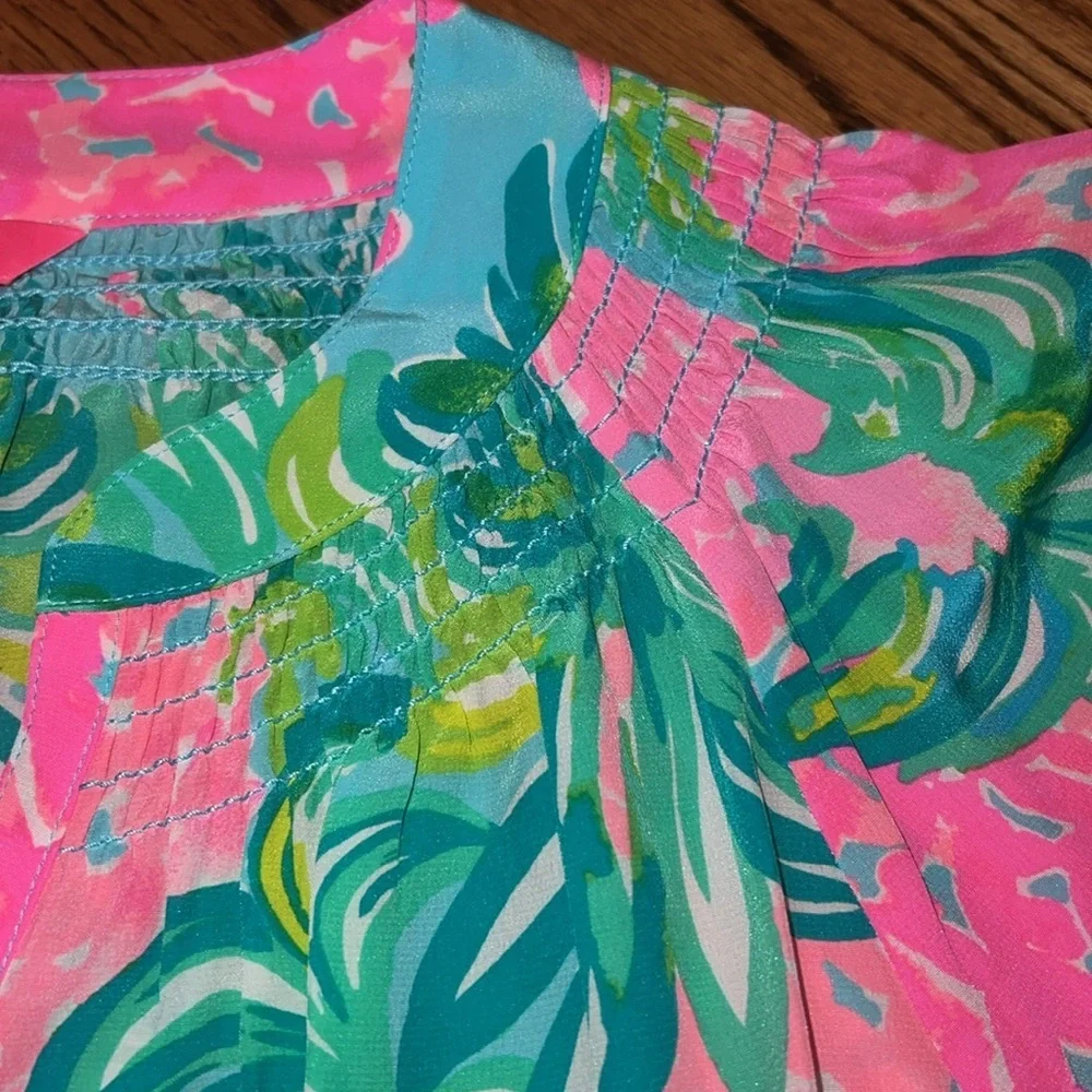 Lilly Pulitzer ELSA 100% Silk Top Pineapple Shake size Medium NWT - Picture 8 of 8